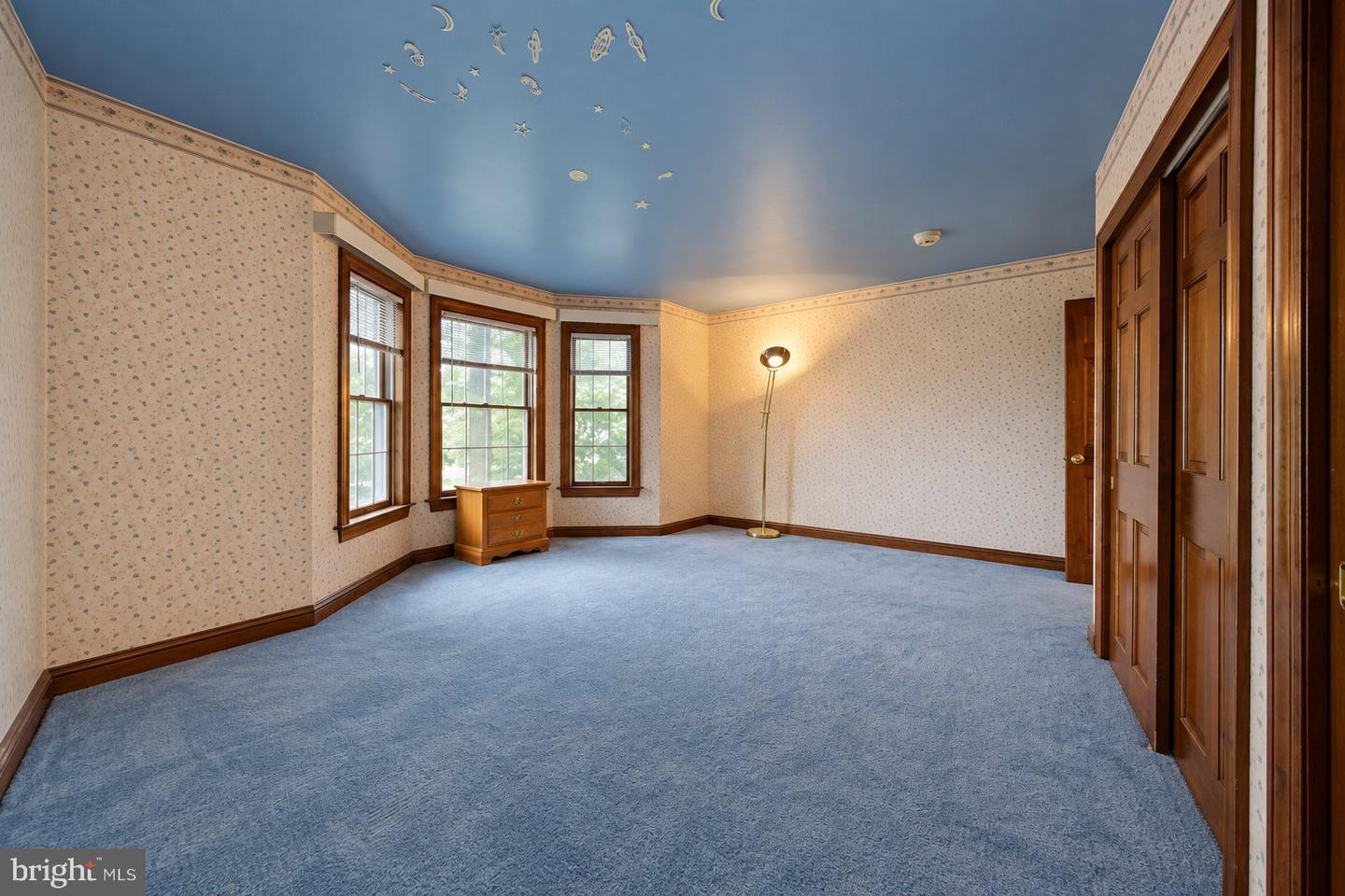 8 Yorkshire Dr Property Photo 38