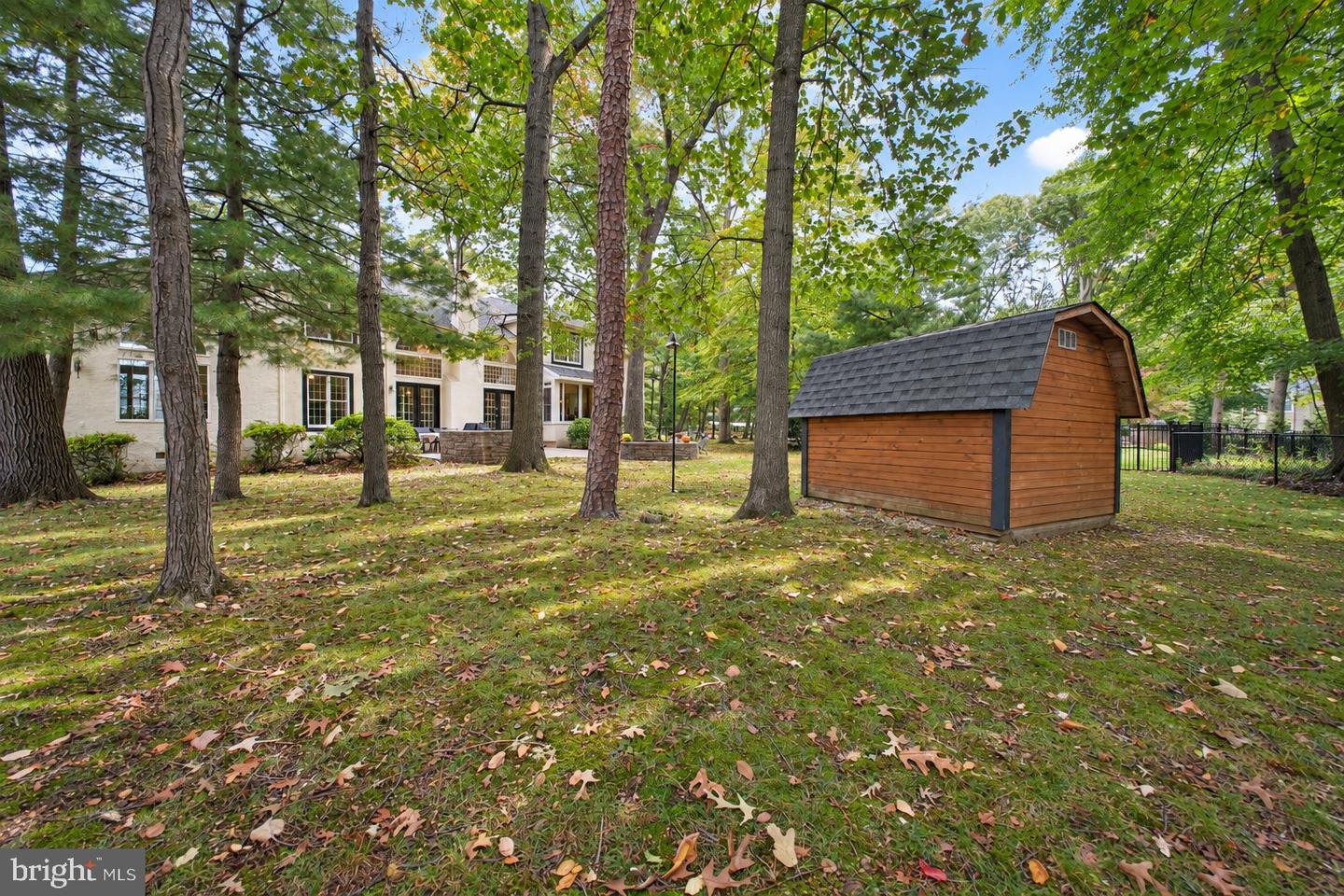 8 Yorkshire Dr Property Photo 54