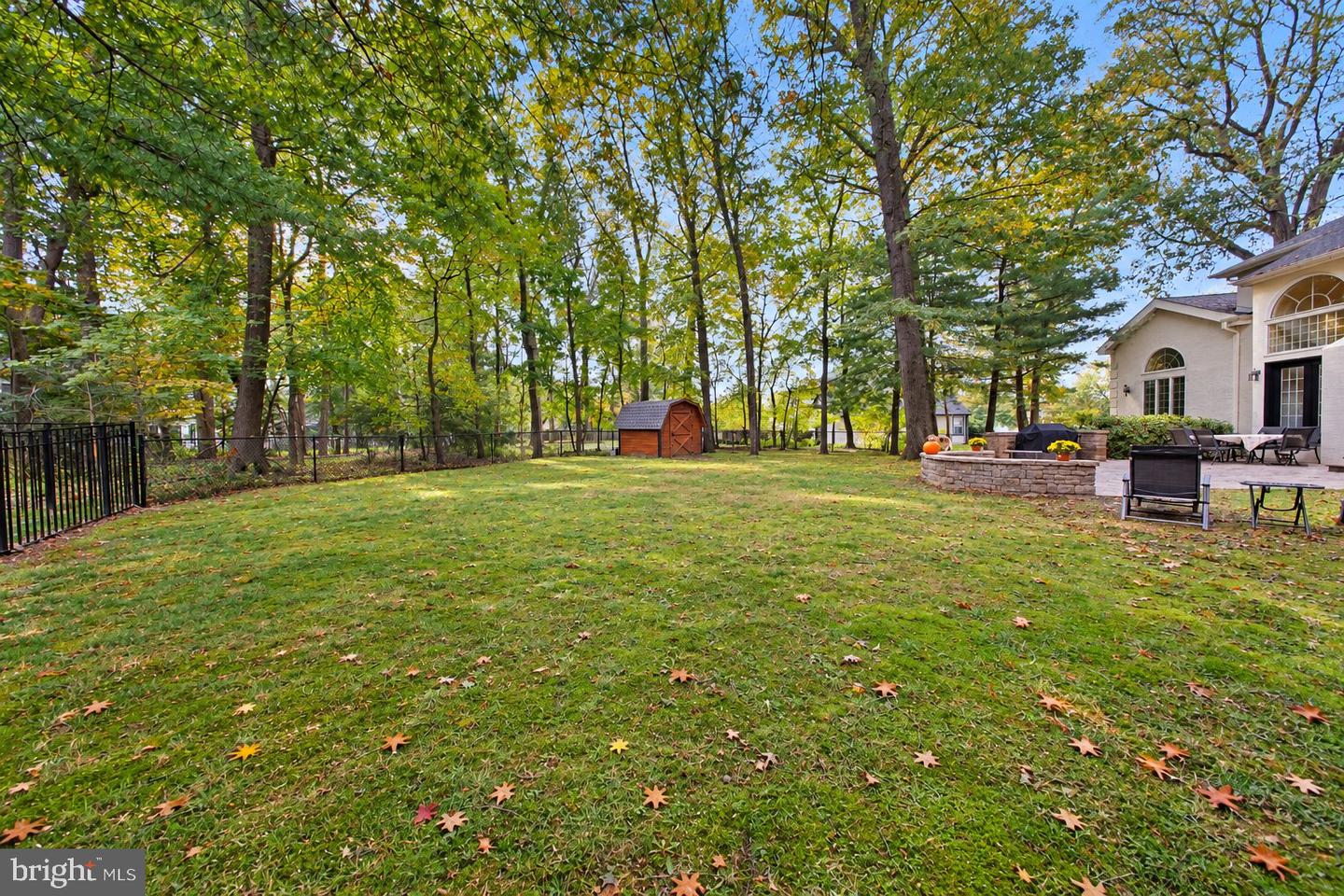8 Yorkshire Dr Property Photo 56