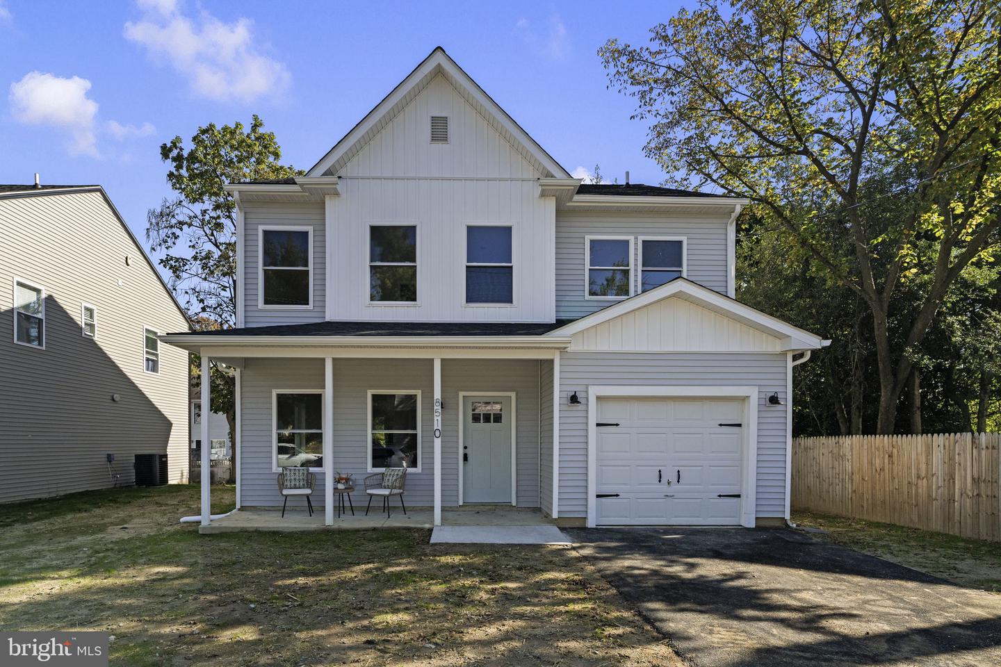 8510 ORCHARD AVE Property Photo 1