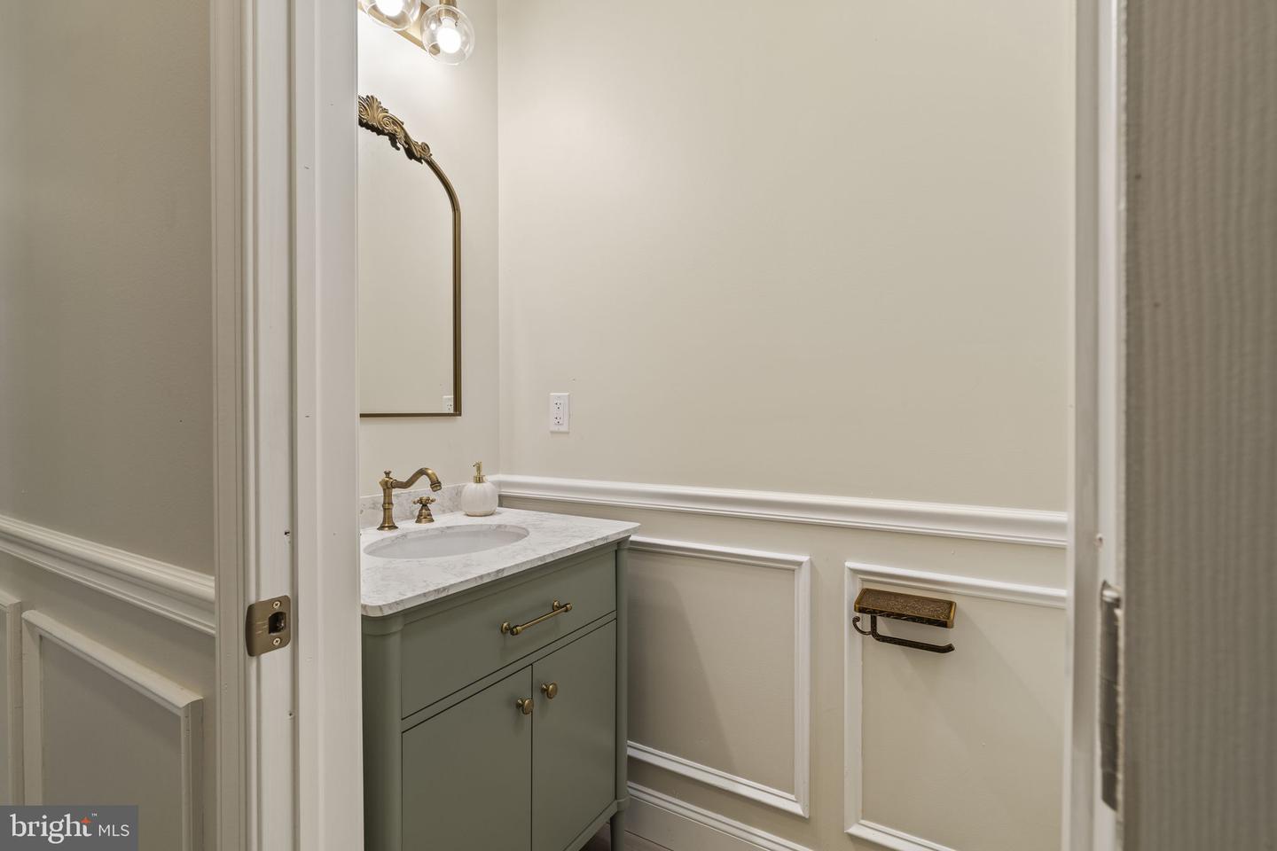 8510 Orchard Ave Property Photo 22