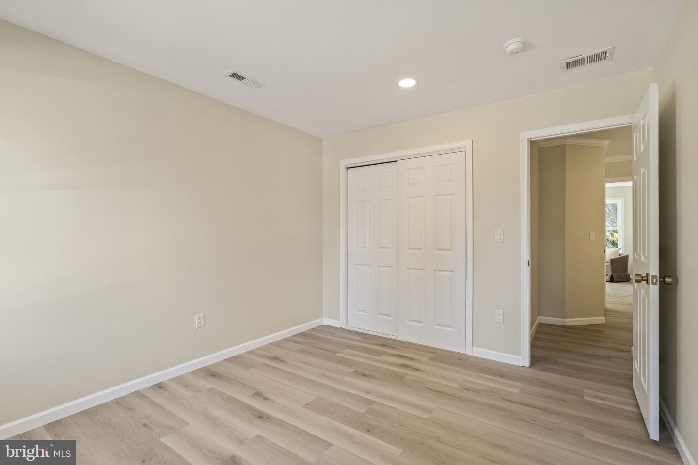 8510 Orchard Ave Property Photo 34