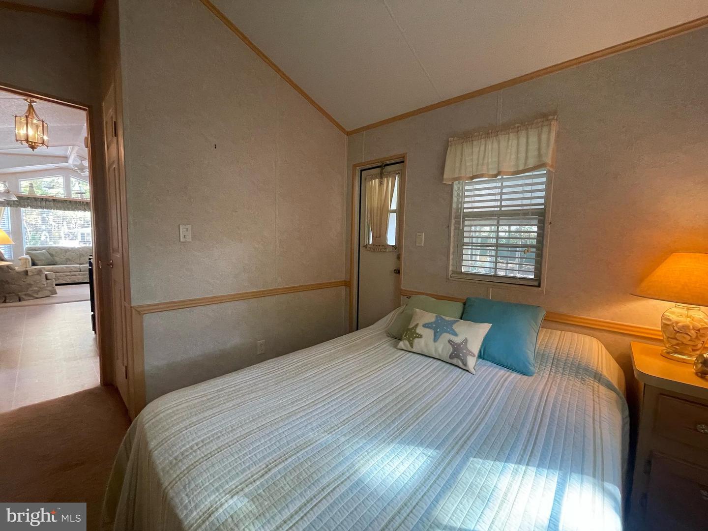 165 Fremont Ave #512 Property Photo 17