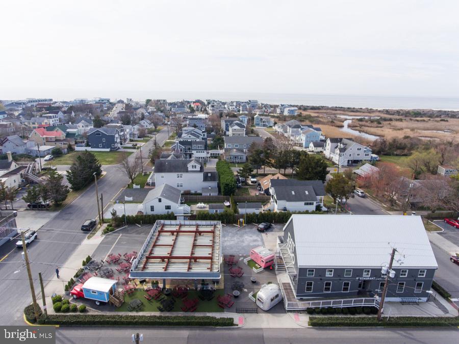 110 Sunset Blvd Property Photo
