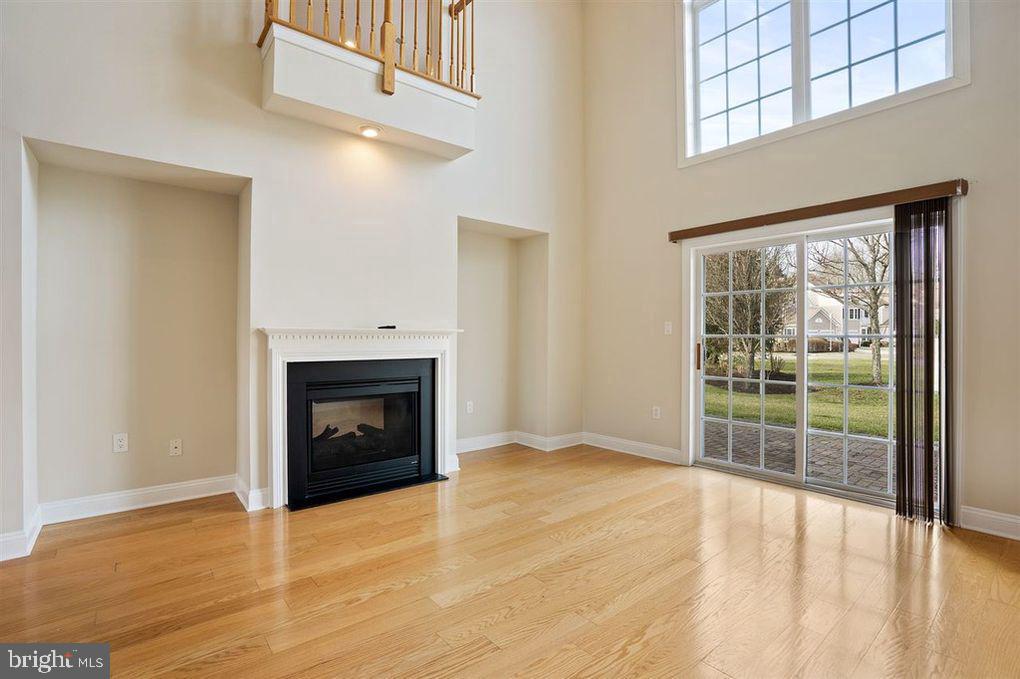 809 Turnberry Ct Property Photo 6
