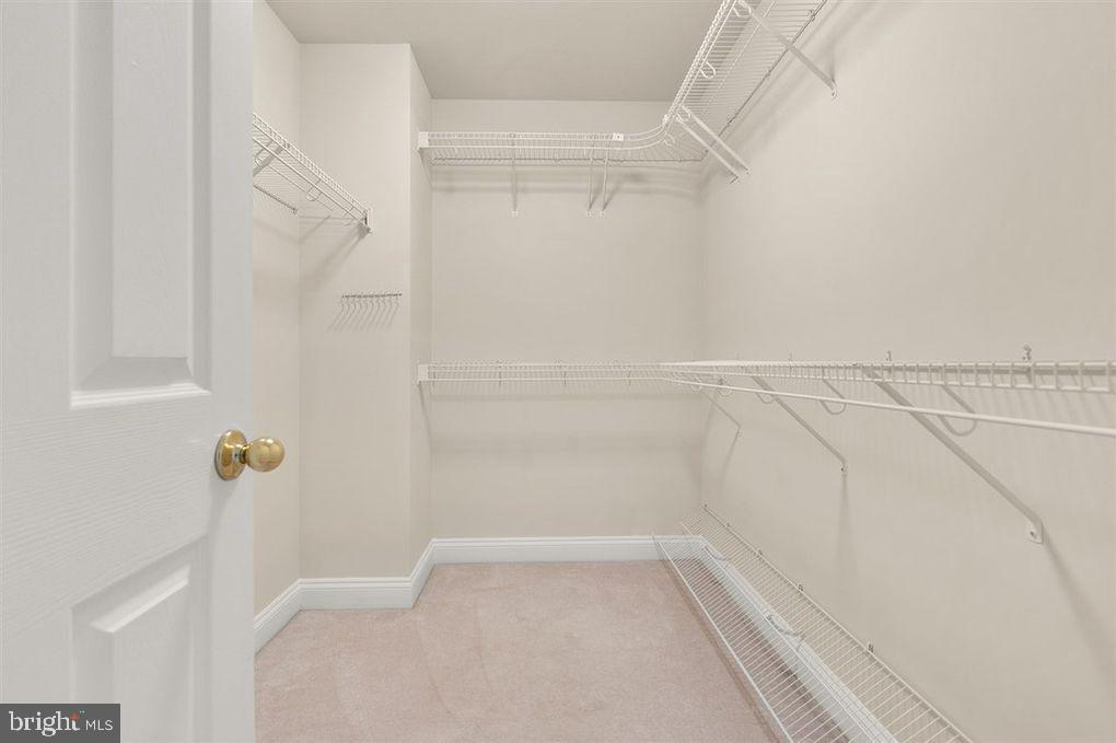 809 Turnberry Ct Property Photo 9