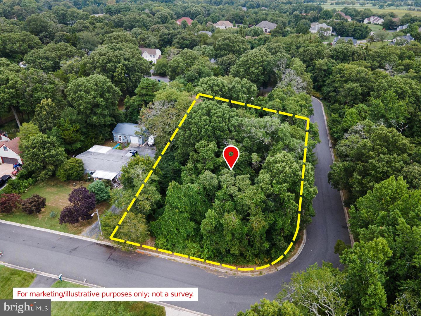 122 Central Ave Property Photo 4
