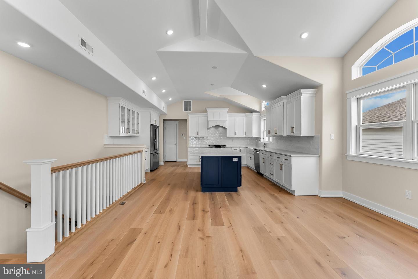 34 73rd St #west Unit Property Photo 31