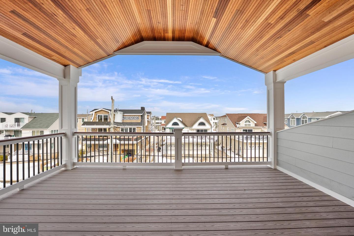34 73rd St #west Unit Property Photo 39