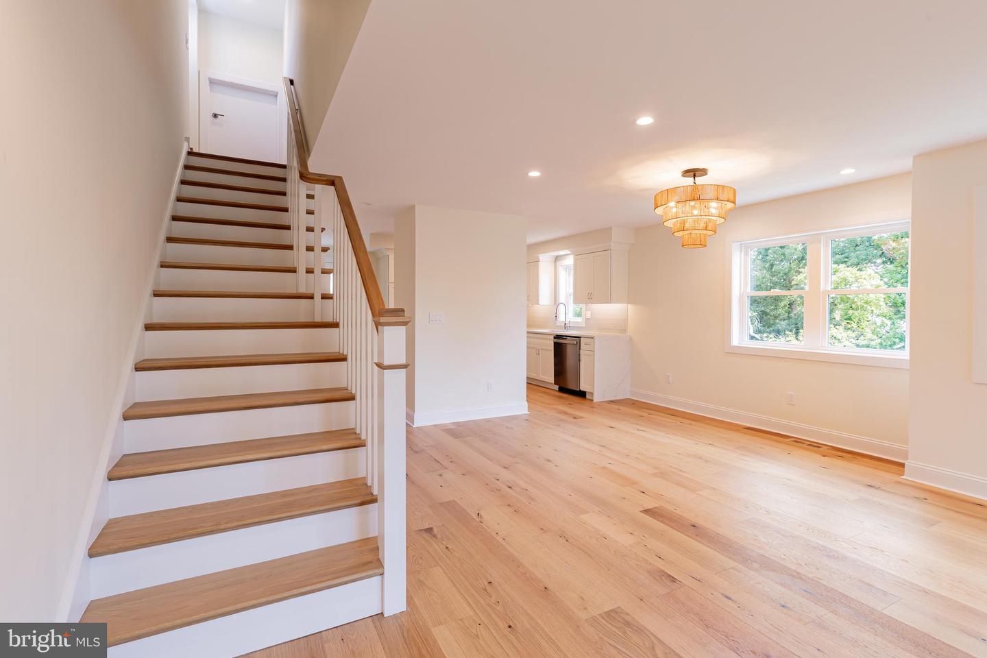 1300 Millman Blvd #b Property Photo 30