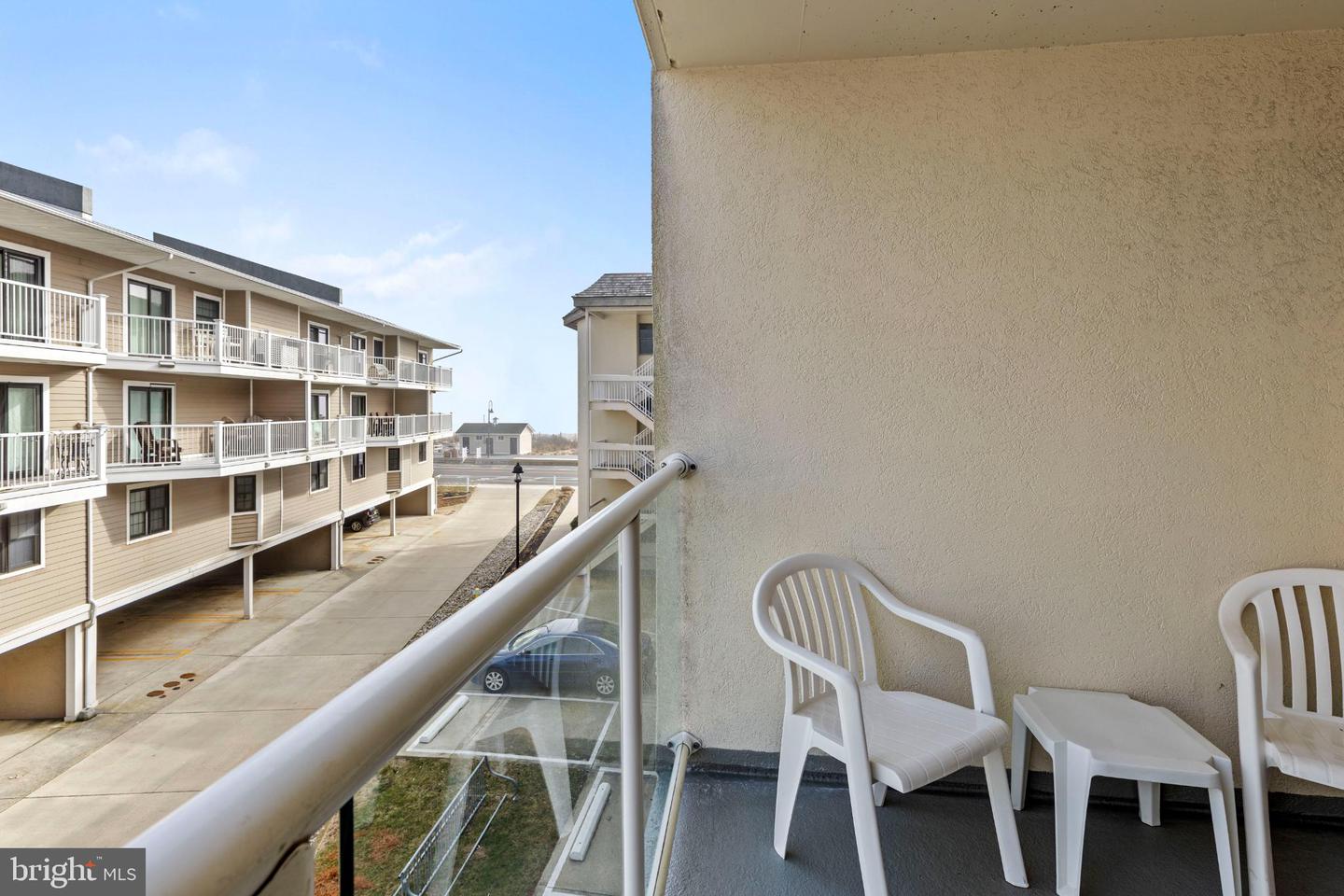 217 Beach Ave #308 Property Photo 20