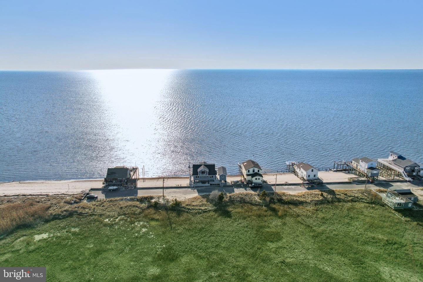 27 S Beach Ave Property Photo 23