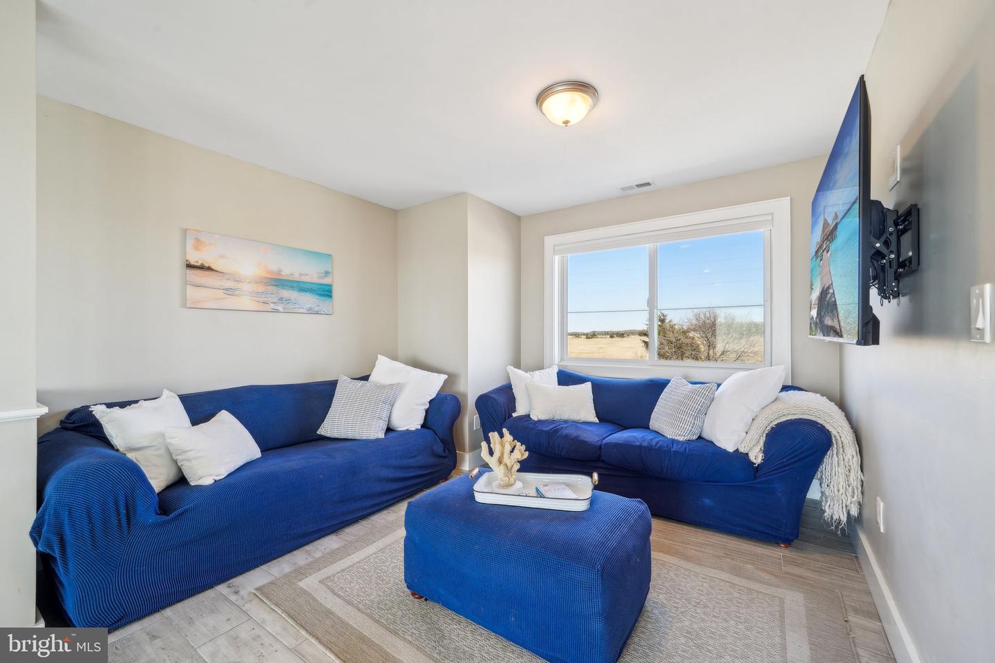 27 S Beach Ave Property Photo 43