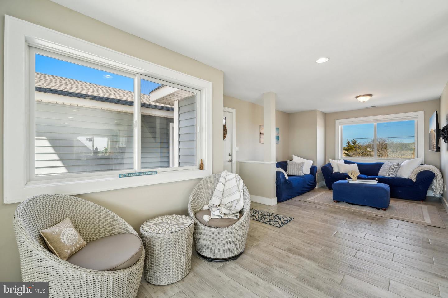 27 S Beach Ave Property Photo 66