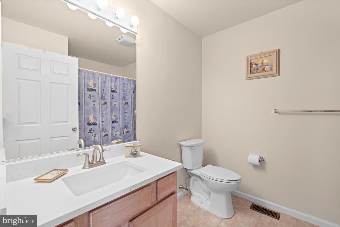 324 23rd Ave E #a Property Photo 21