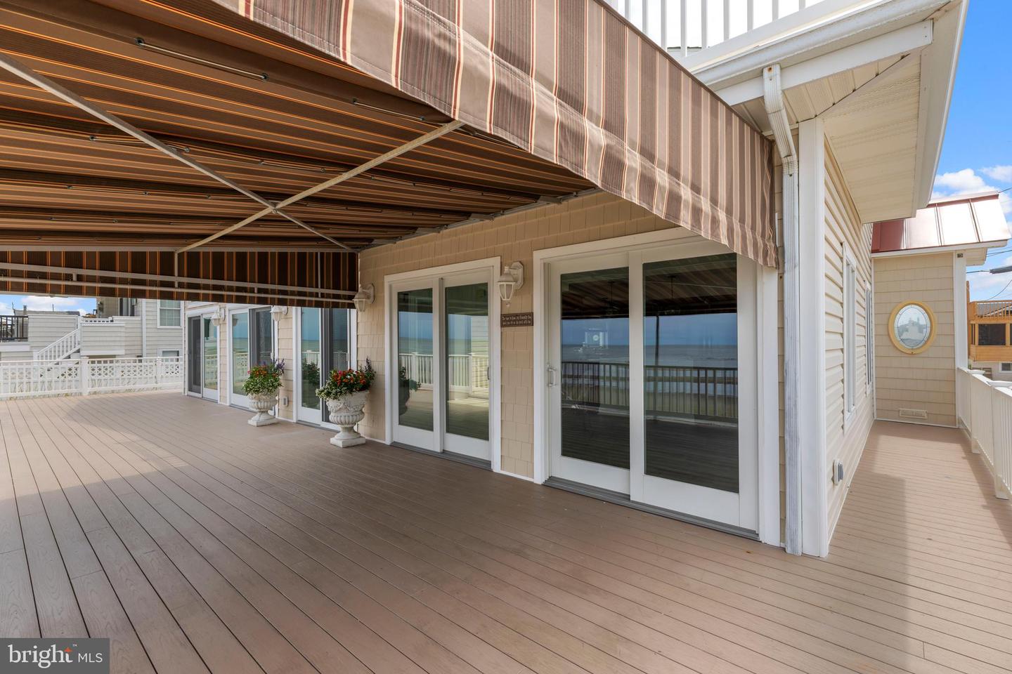 119 Beach Ave Property Photo 11