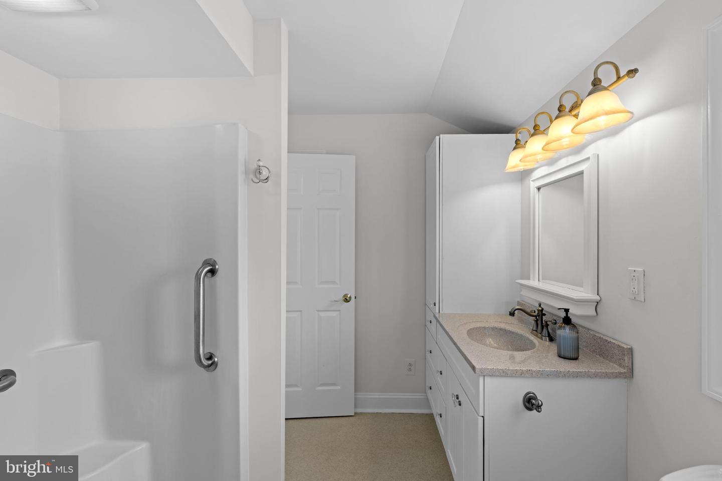 119 Beach Ave Property Photo 25