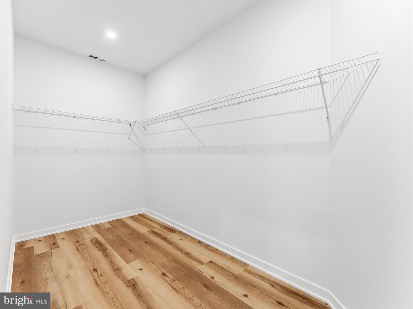 140 Kentucky Ave Property Photo 31
