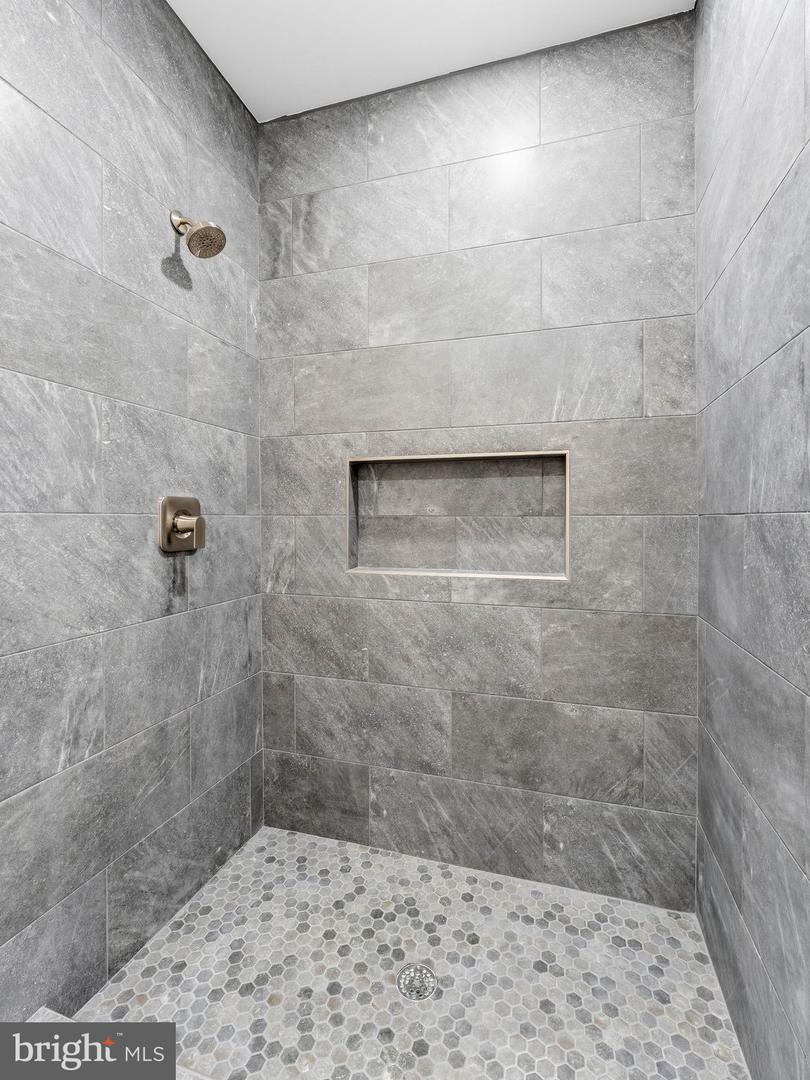 140 Kentucky Ave Property Photo 35
