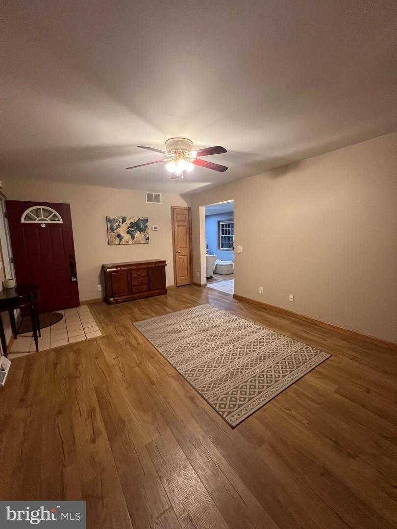 405 Millman Blvd Property Photo 24