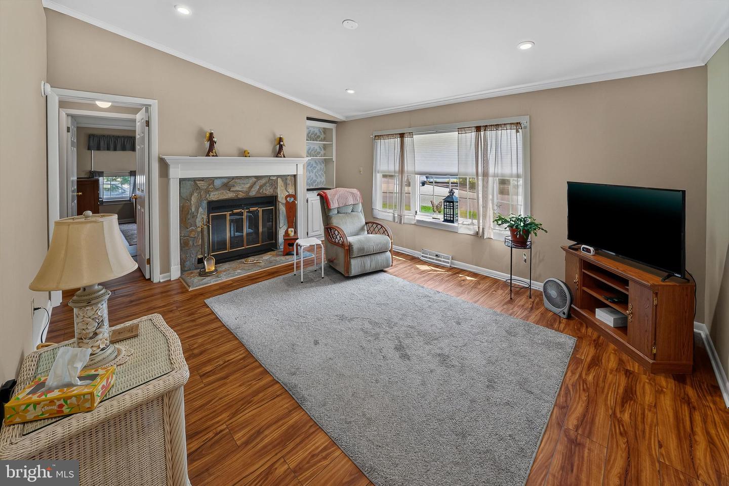 95 Breakwater Property Photo 29
