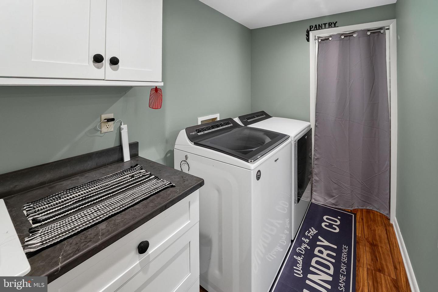95 Breakwater Property Photo 37