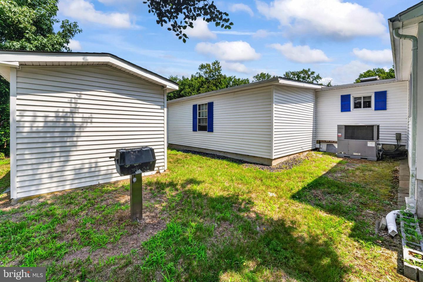 95 Breakwater Property Photo 41