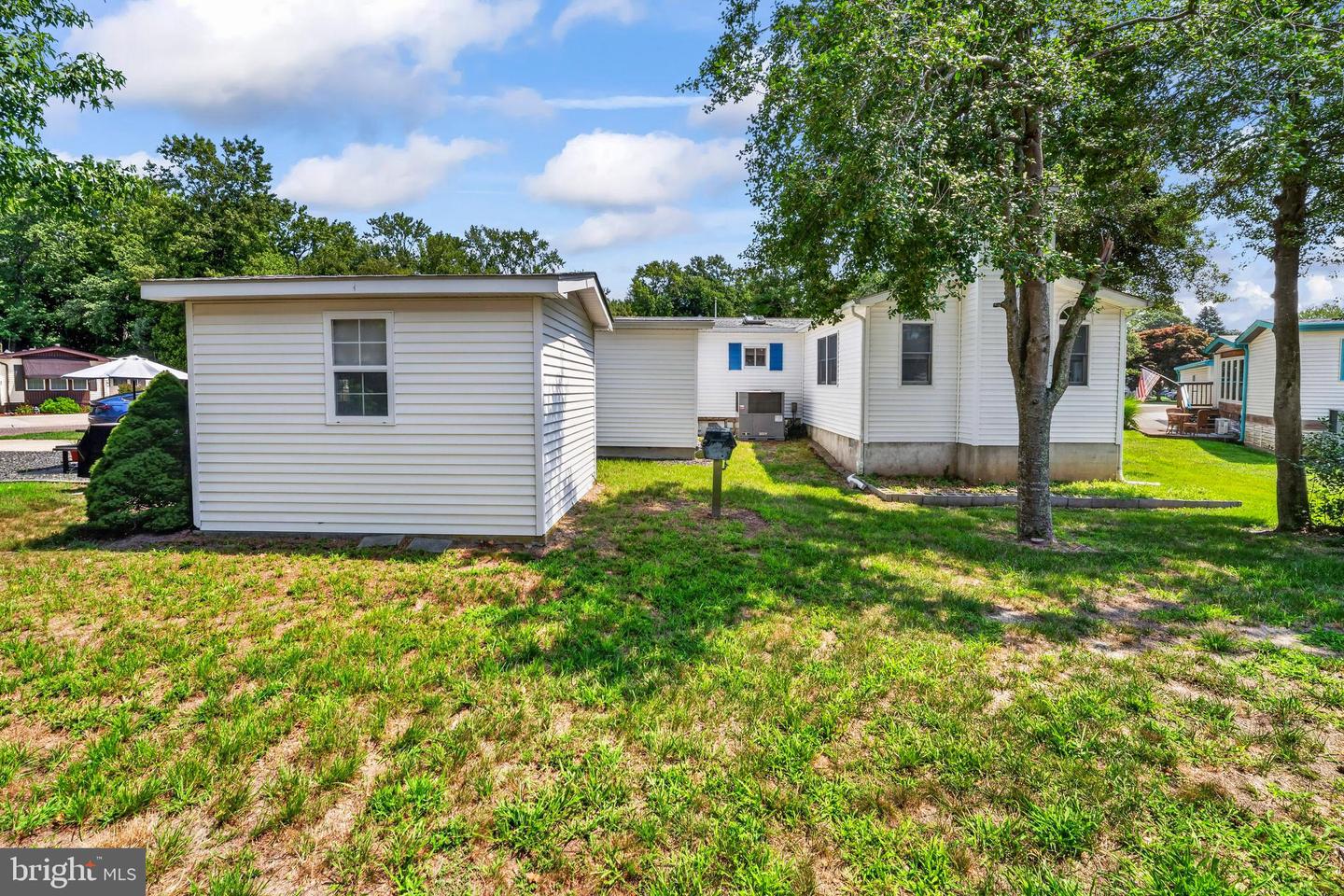 95 Breakwater Property Photo 42
