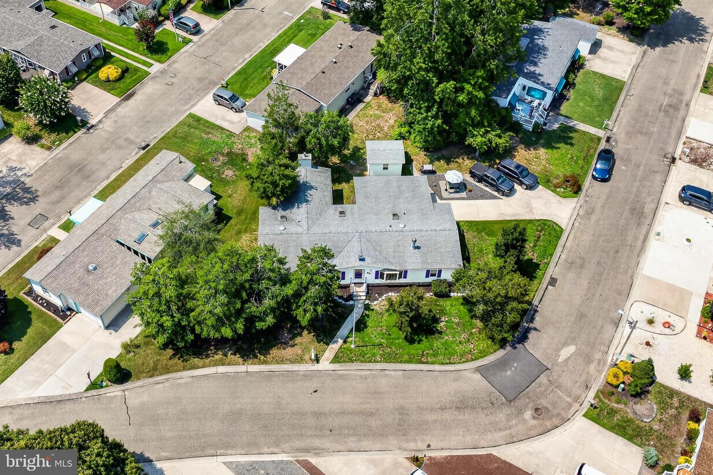 95 Breakwater Property Photo 43