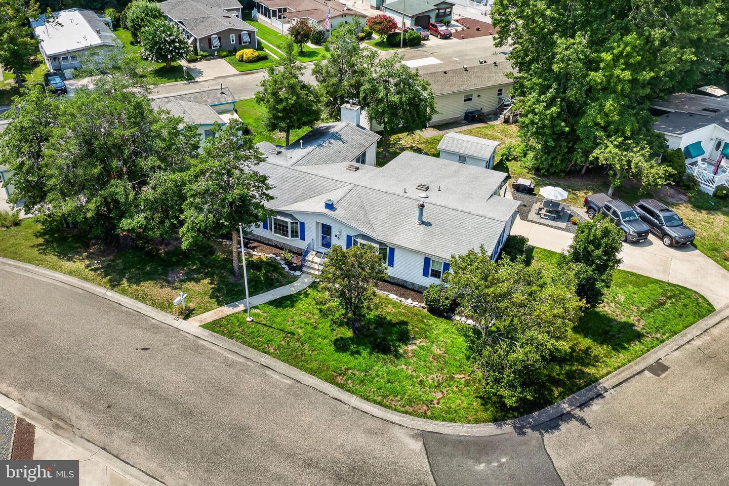 95 Breakwater Property Photo 44
