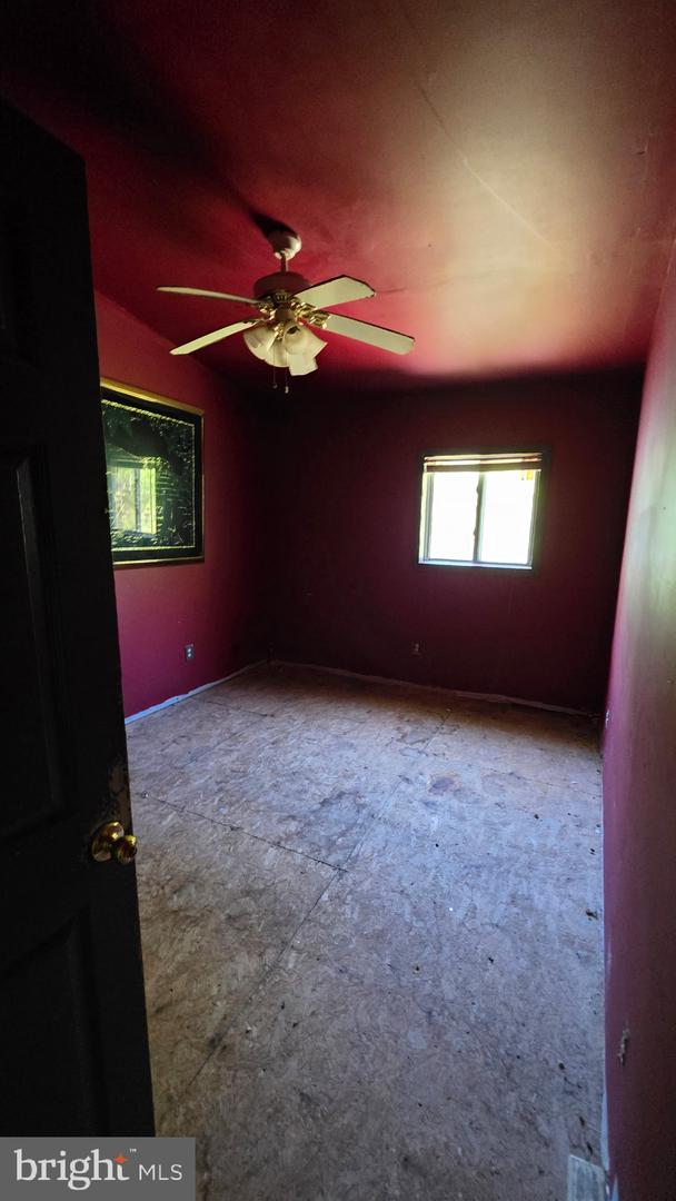 14 Gibson Ave Property Photo 14