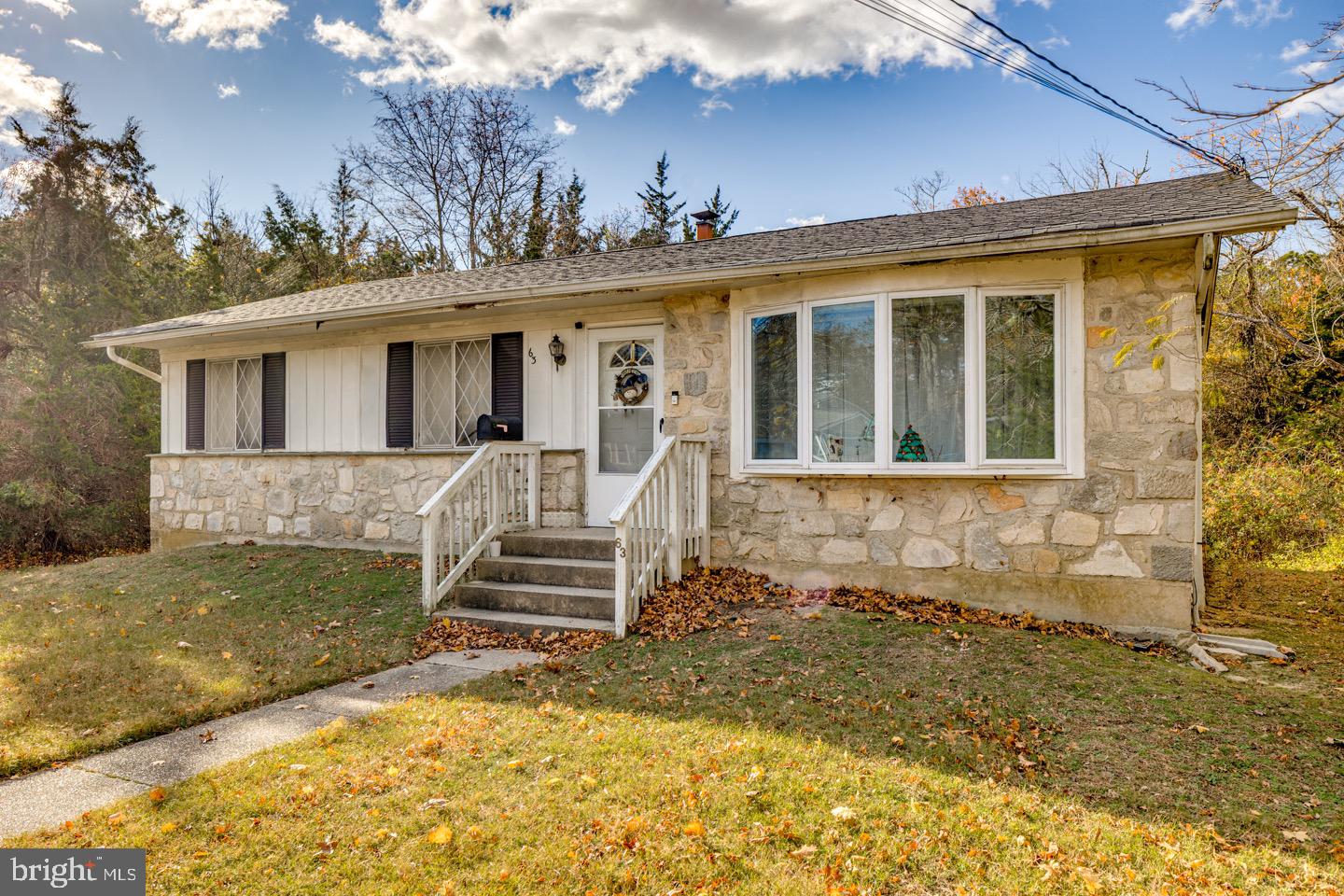 63 Siegtown Rd Property Photo 9