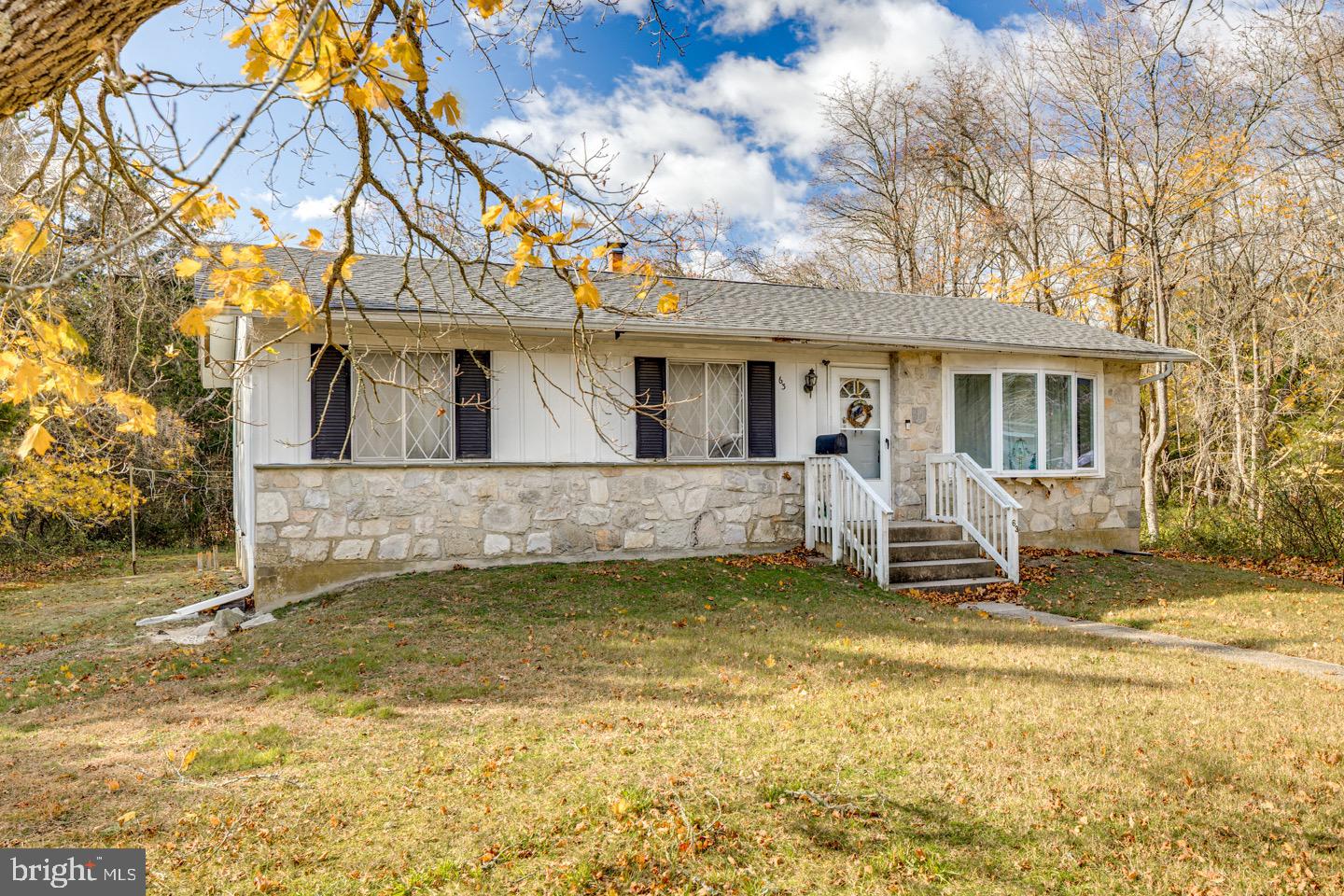 63 Siegtown Rd Property Photo 10