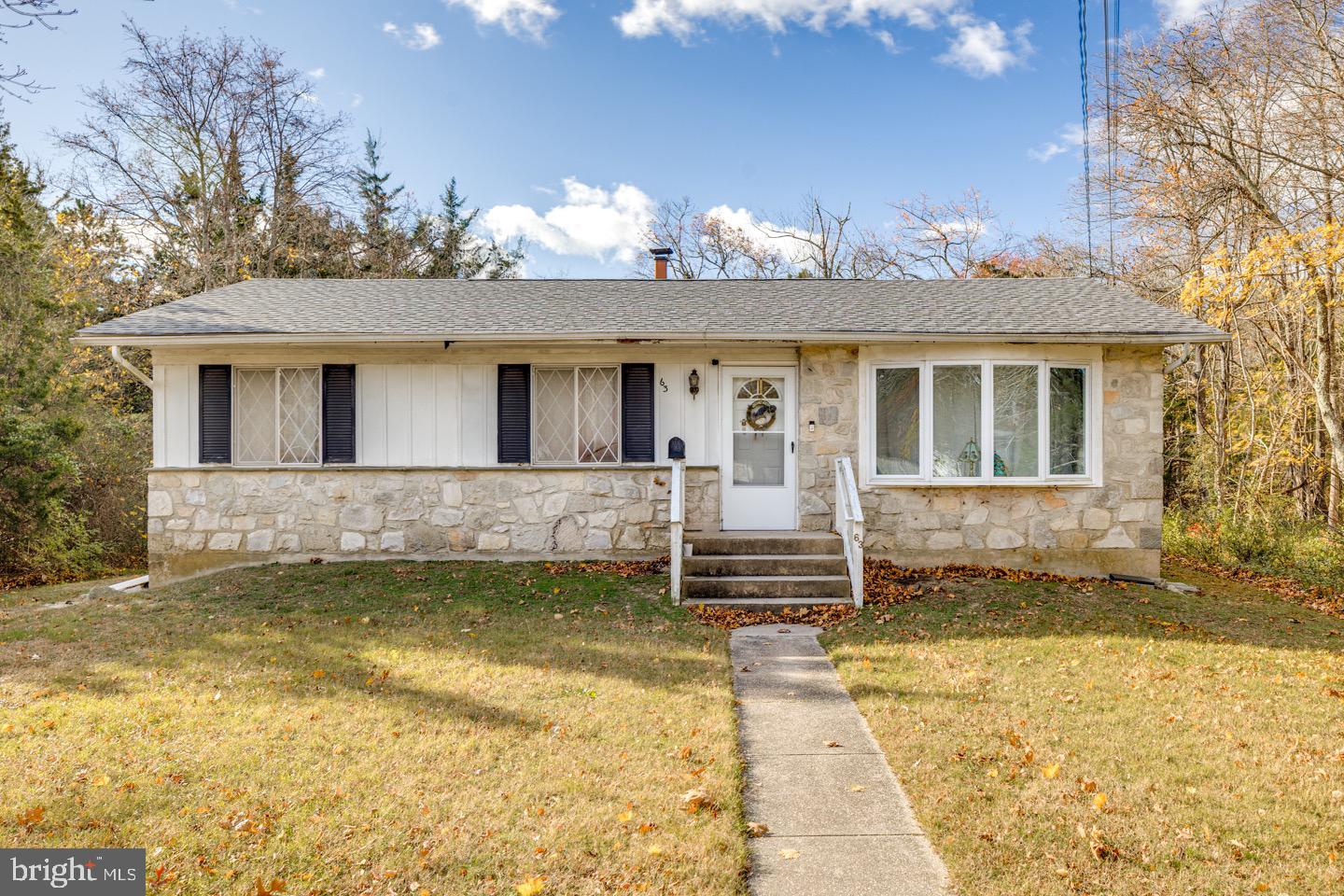 63 Siegtown Rd Property Photo 14