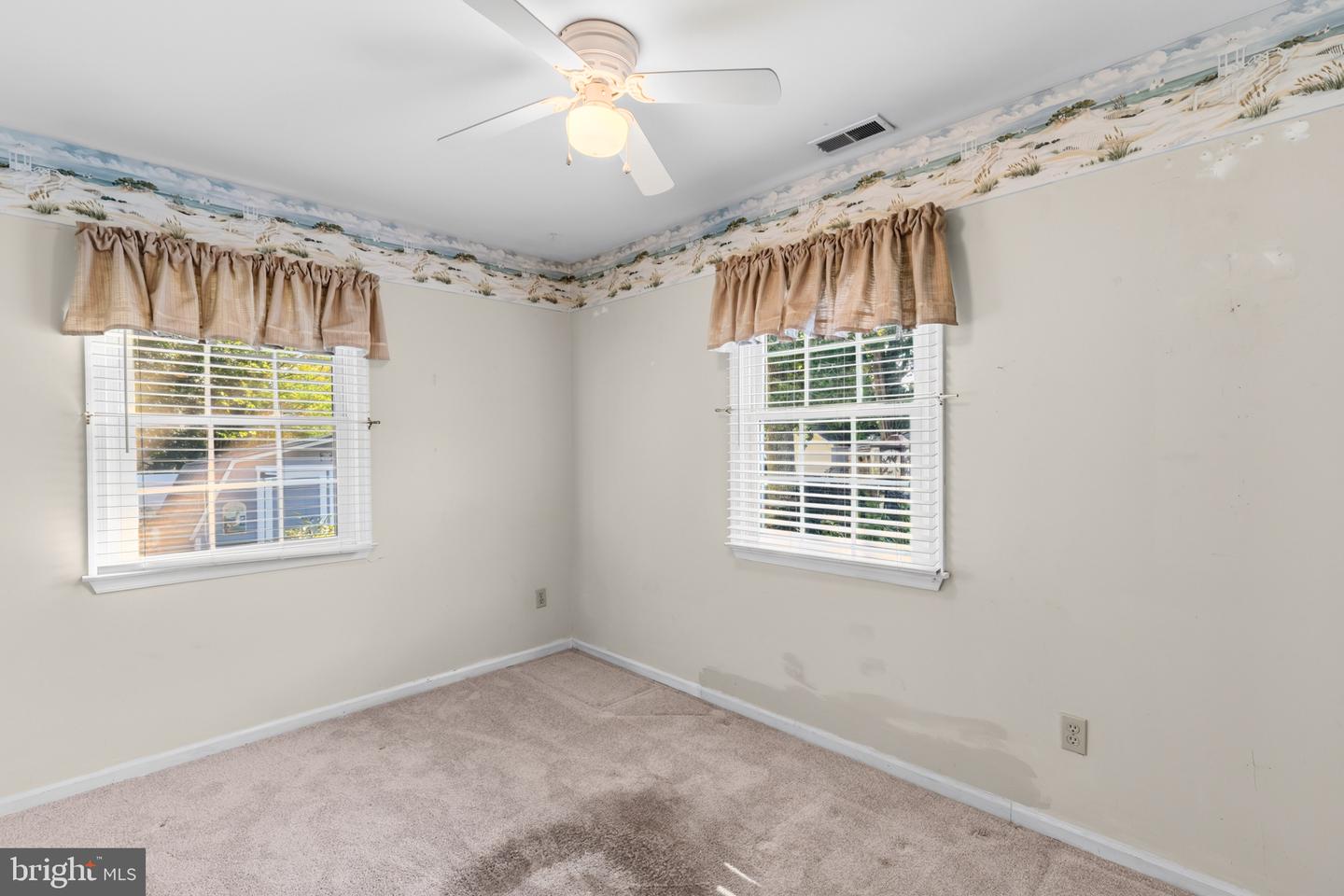 26 Delford Rd Property Photo 27