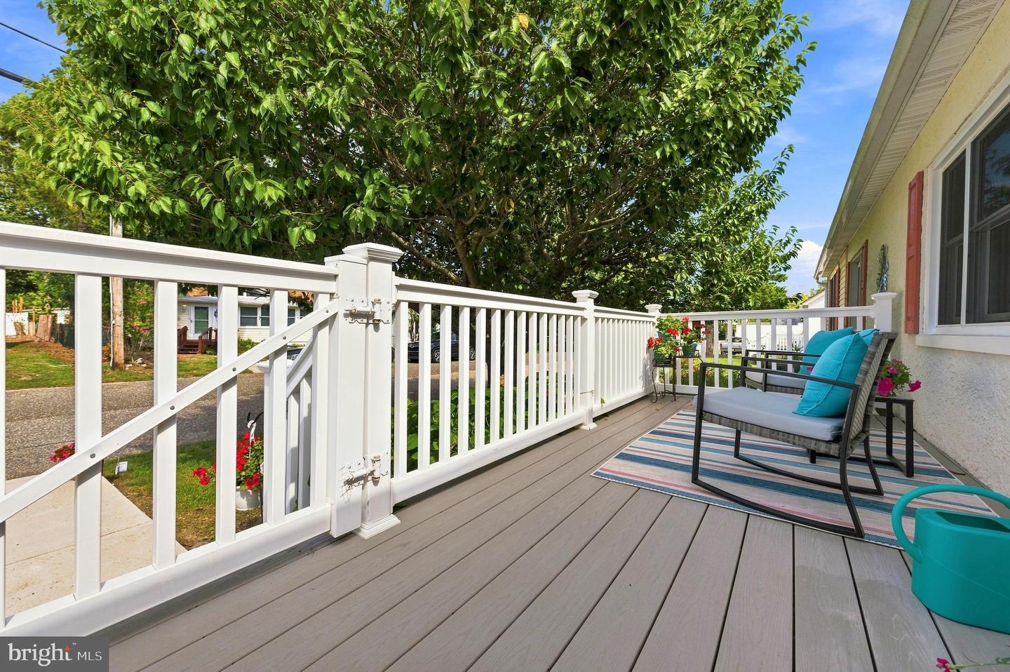 6 Drumbed Rd W Property Photo 6