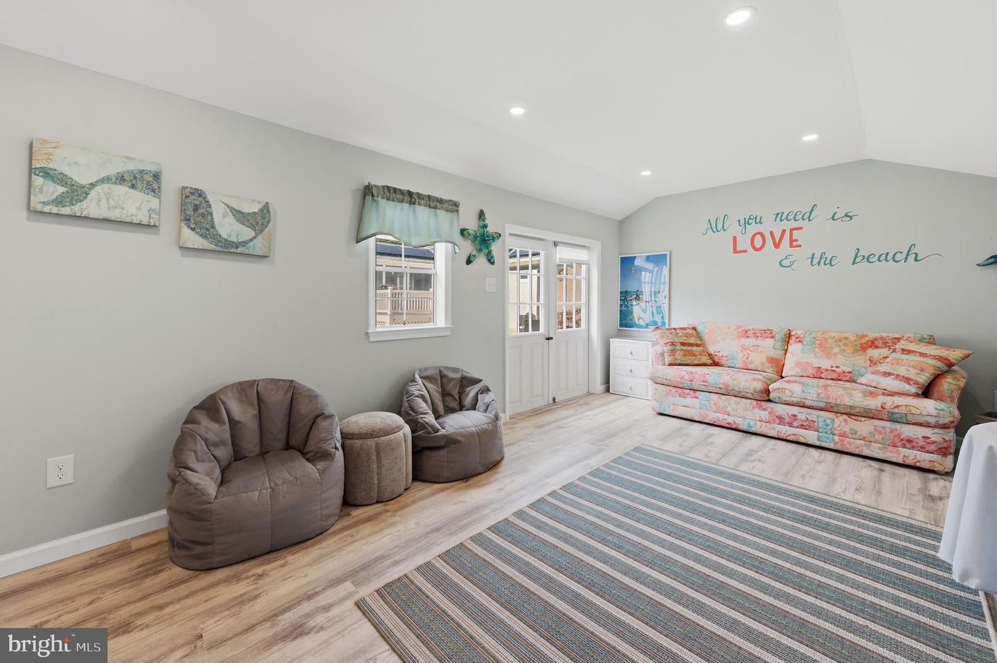 6 Drumbed Rd W Property Photo 7