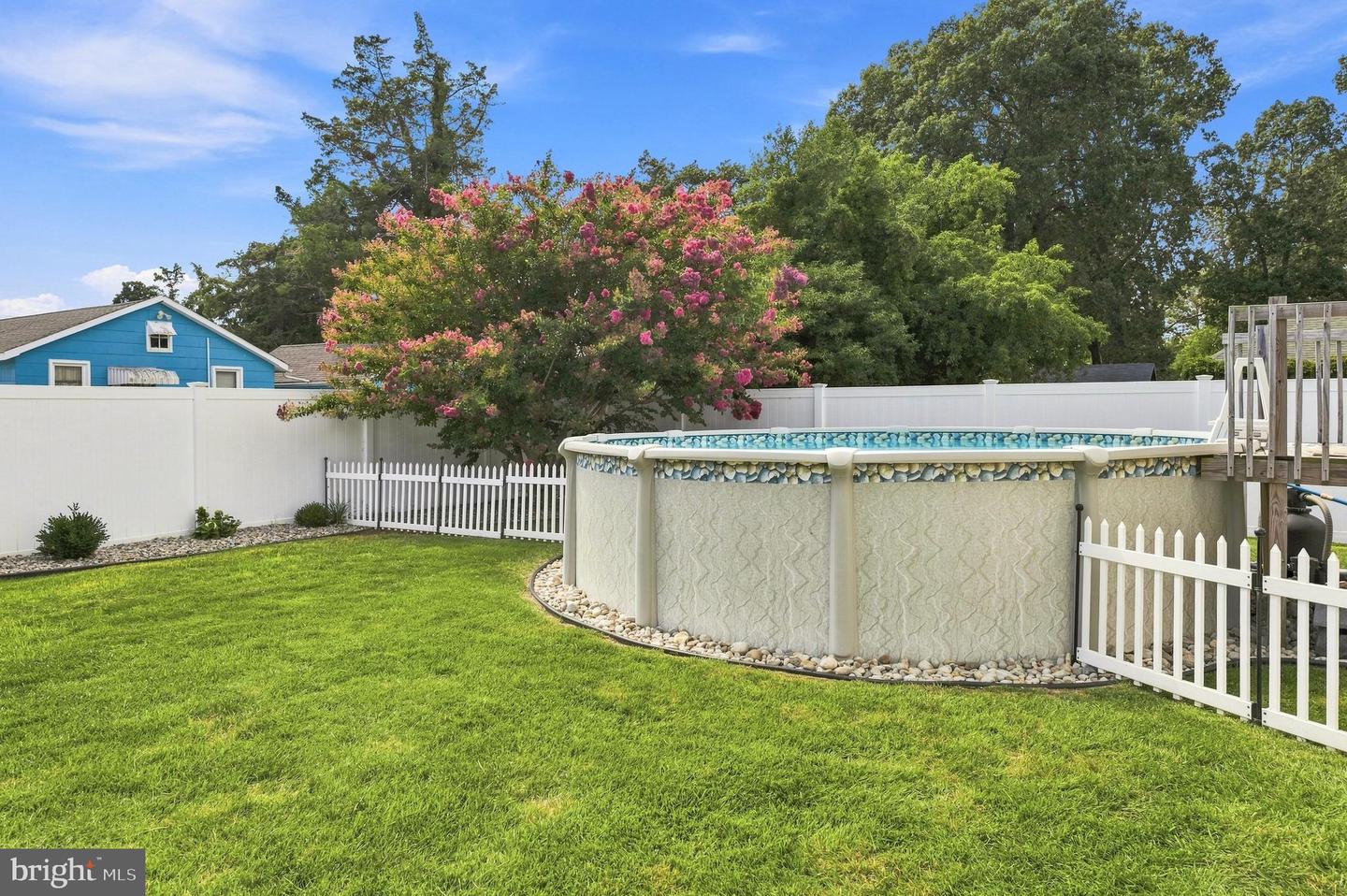 6 Drumbed Rd W Property Photo 14