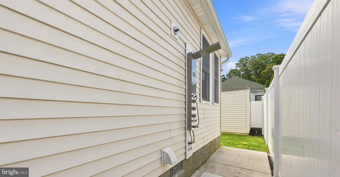 6 Drumbed Rd W Property Photo 37