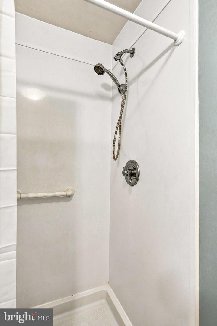 415 W Bennett Ave #a Property Photo 29