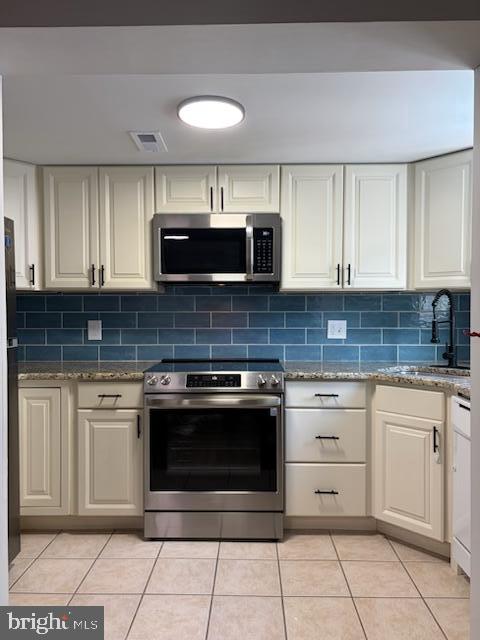 213 E Hand Ave #9 Property Photo 12