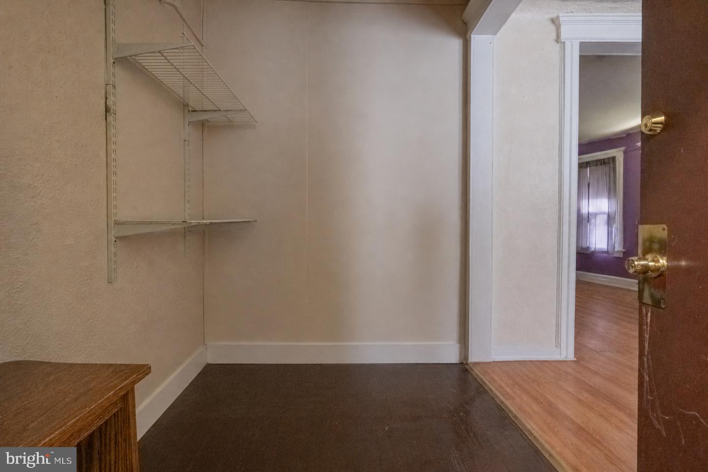 38-40 Eckert Ave Property Photo 2