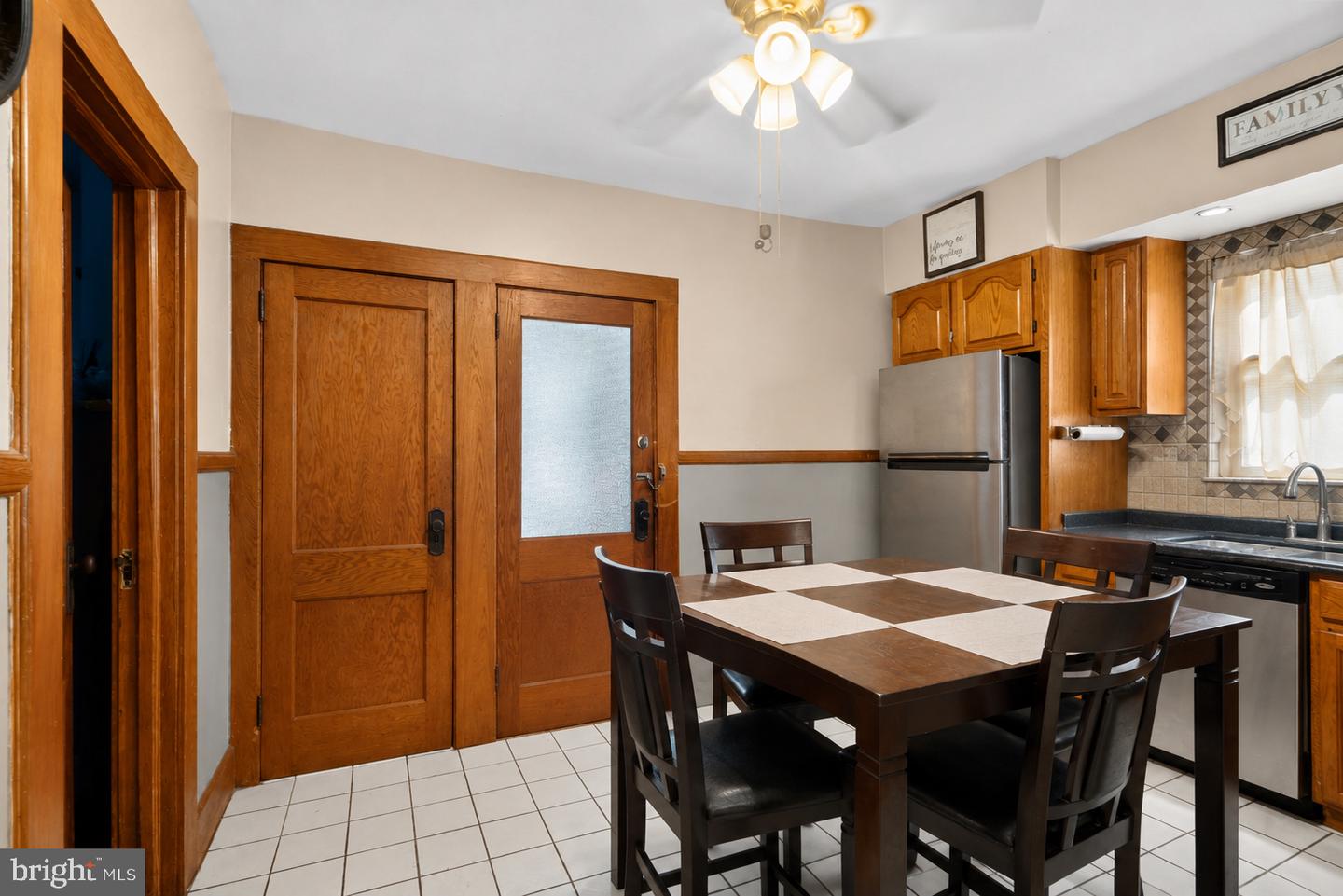 374 Boyden Ave Property Photo 14