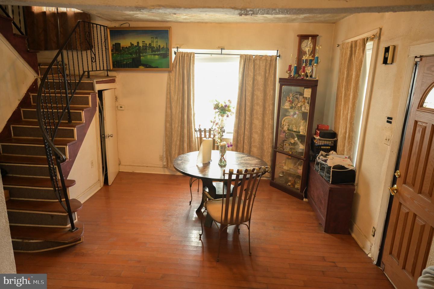 131 N 19th St Property Photo 4