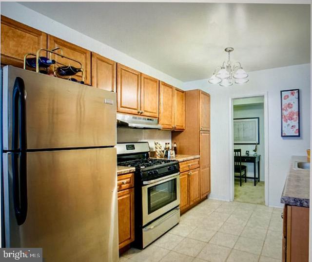 2049 Barnsboro Rd Property Photo 2