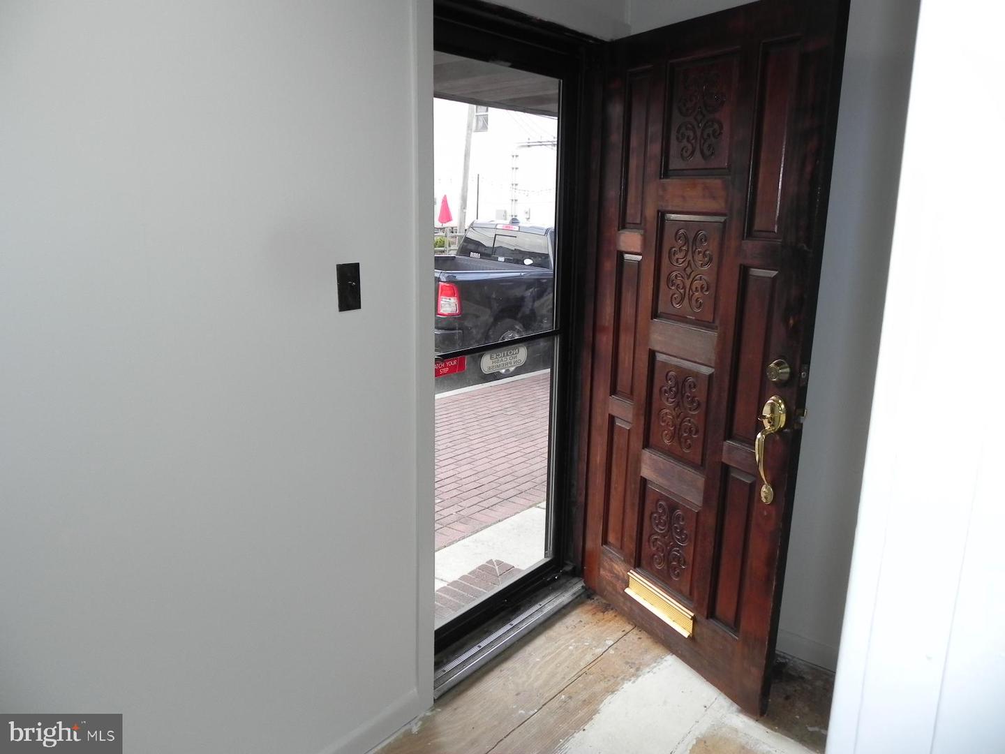 354-356 S Main St Property Photo 3