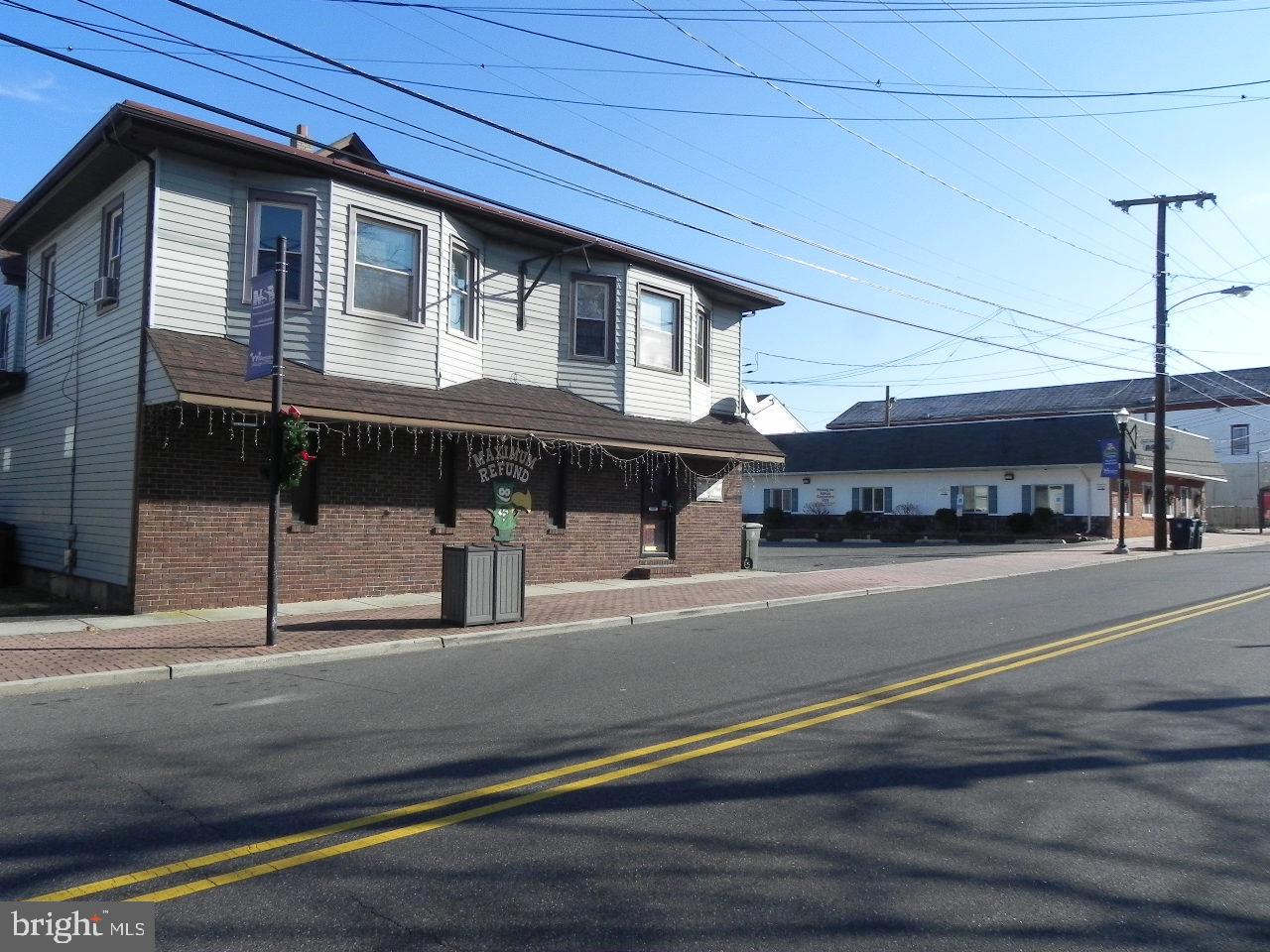 354-356 S Main St Property Photo 4
