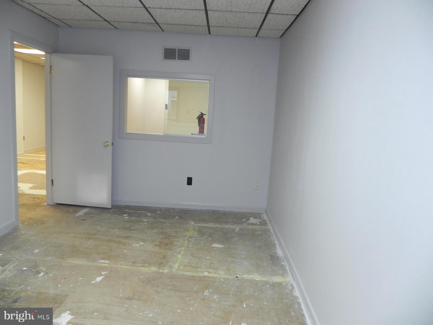 354-356 S Main St Property Photo 11