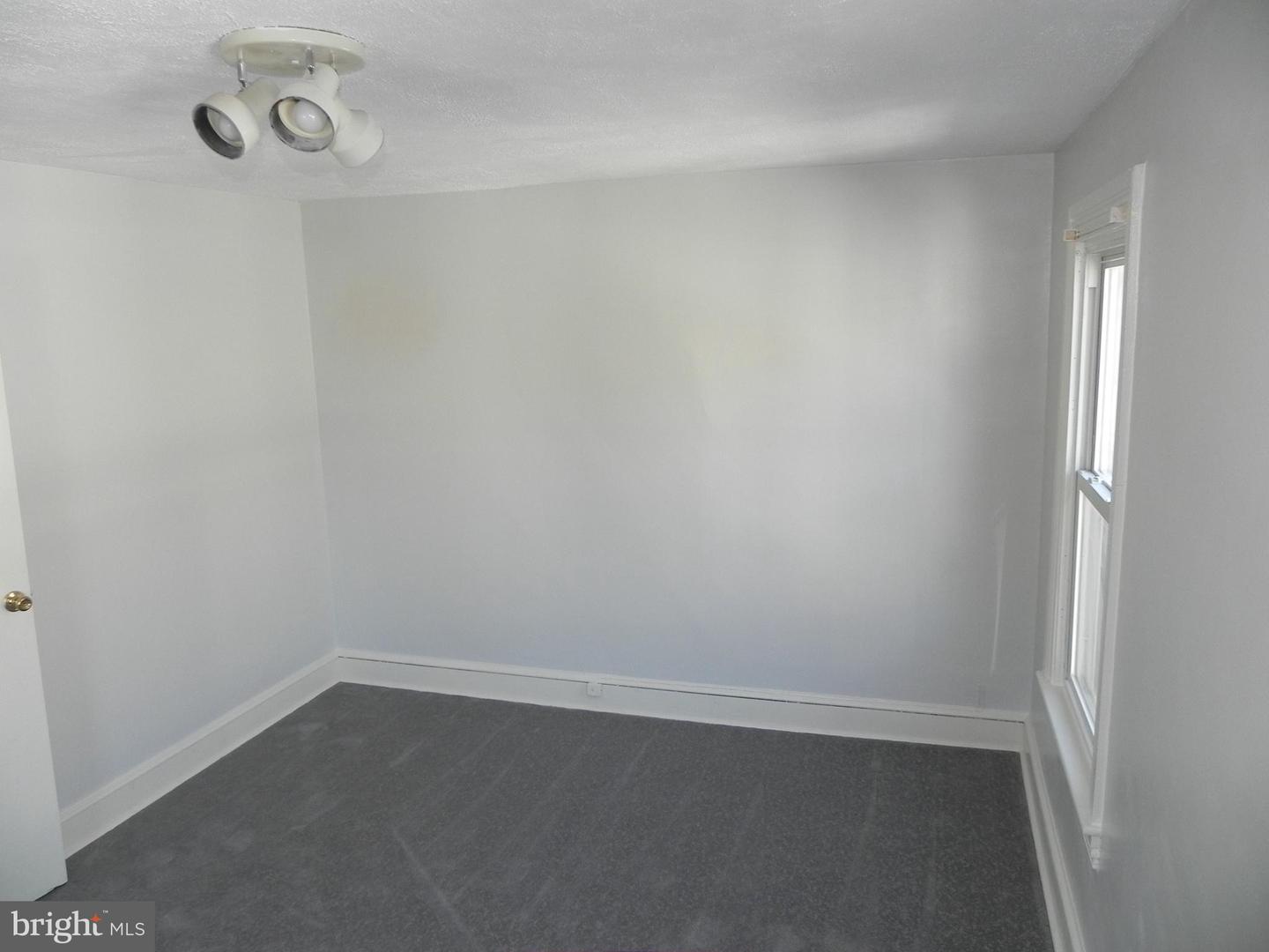 354-356 S Main St Property Photo 31