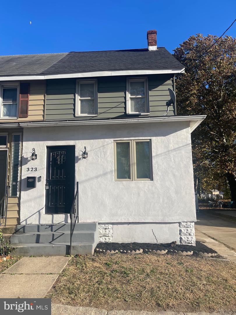 323 High St Property Photo 1